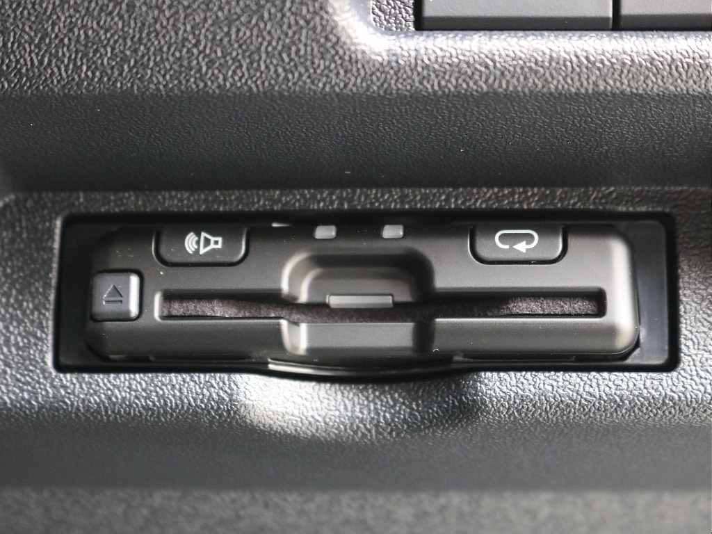 トヨタ ハイエースバン(26枚目)