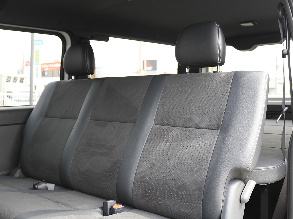 トヨタ ハイエースバン(41枚目)