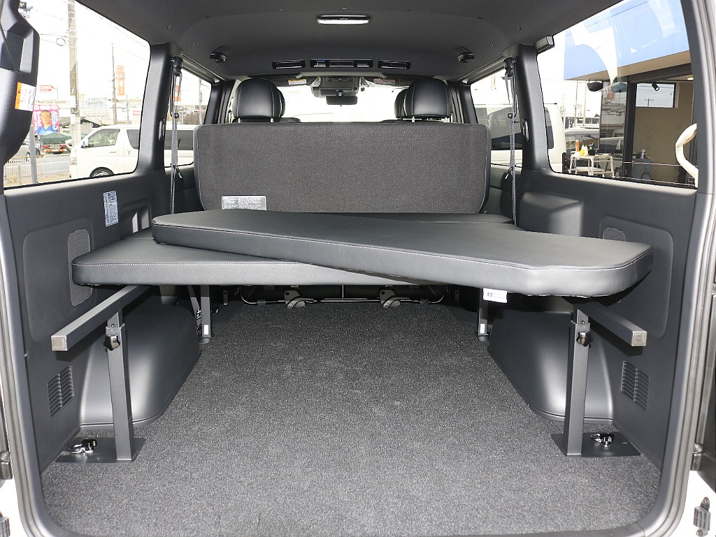 トヨタ ハイエースバン(45枚目)