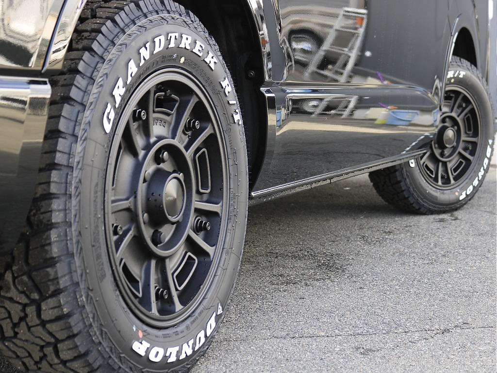 トヨタ ハイエース(14枚目)