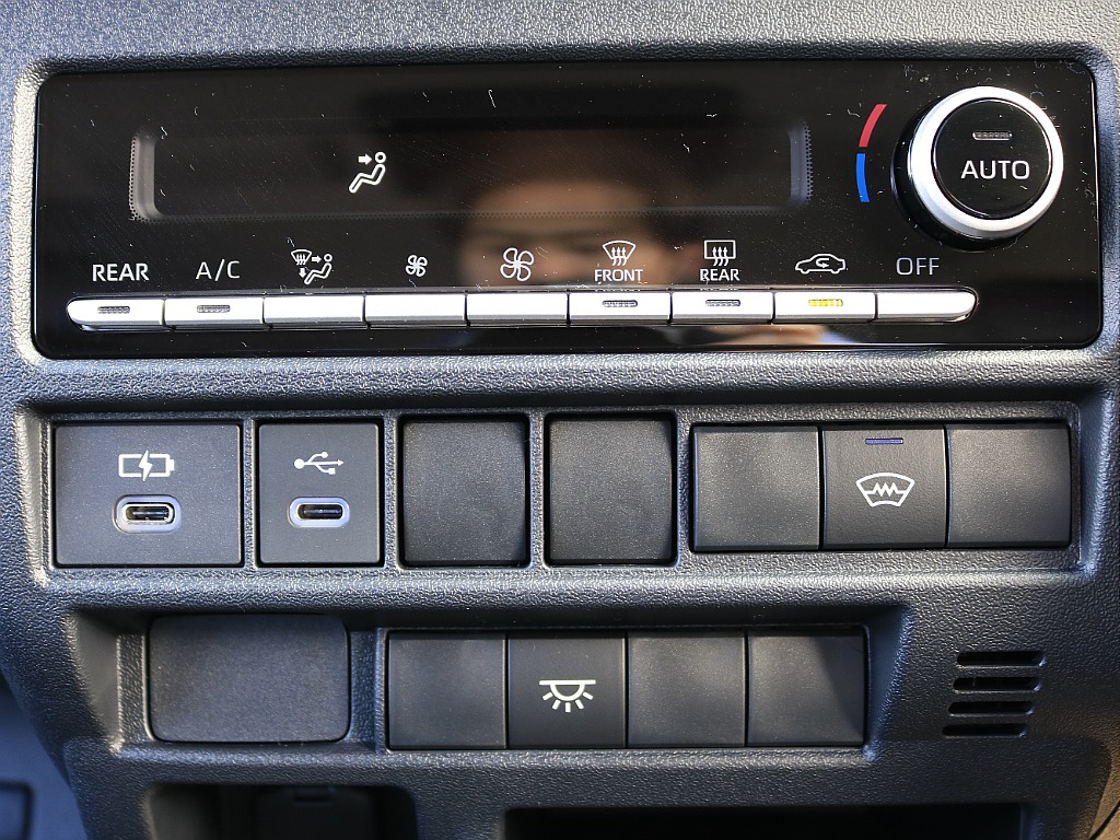 トヨタ ハイエース(27枚目)