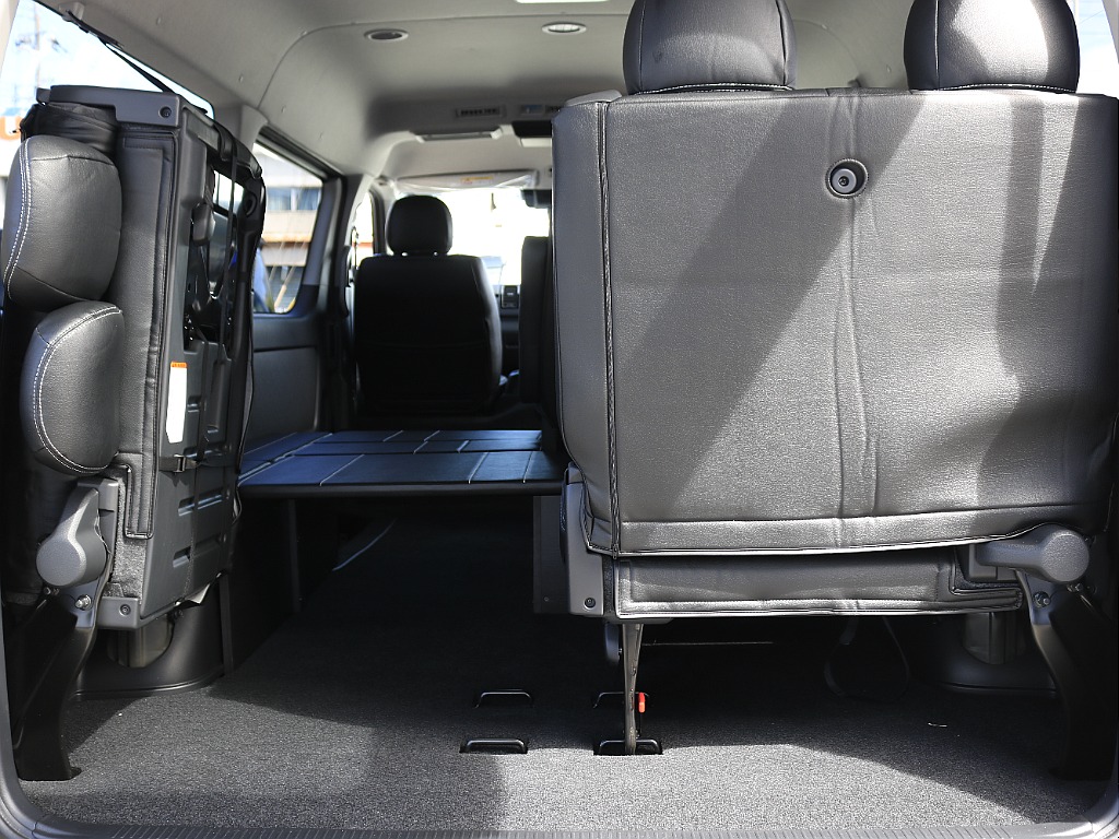 トヨタ ハイエース(44枚目)