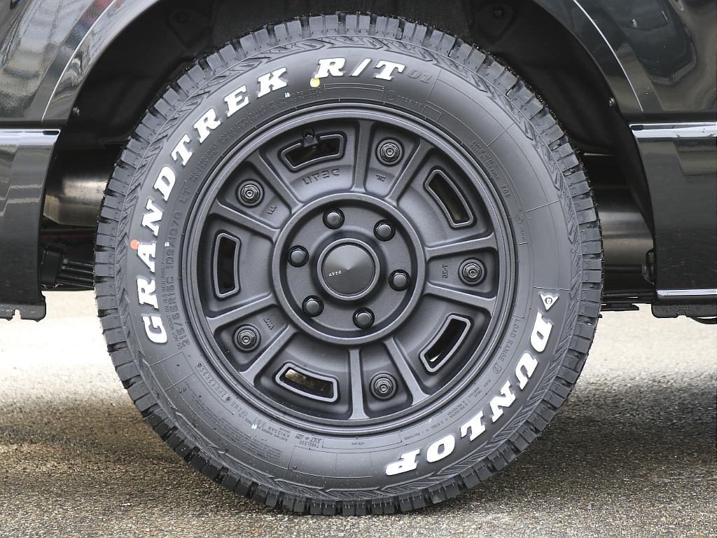 トヨタ ハイエース(14枚目)