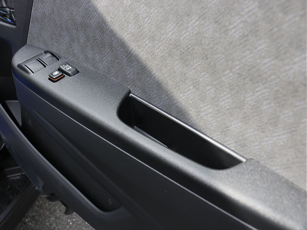 トヨタ ハイエース(24枚目)