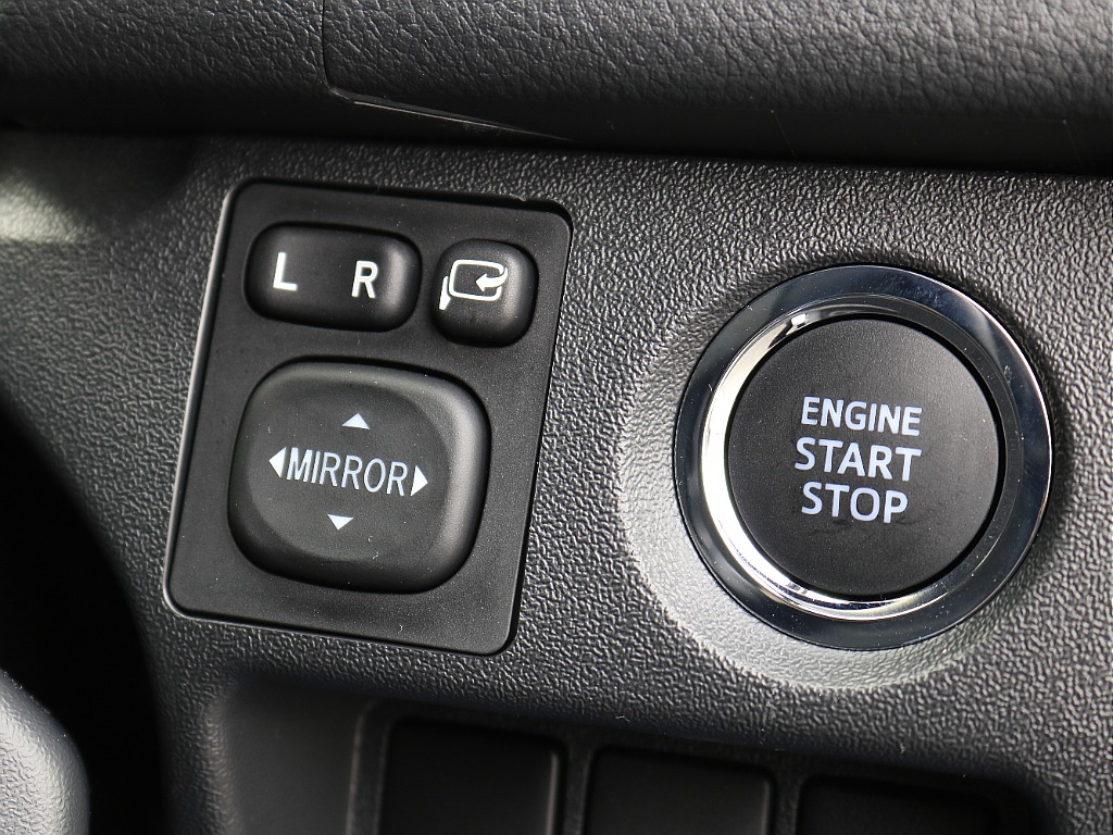 トヨタ ハイエース(26枚目)