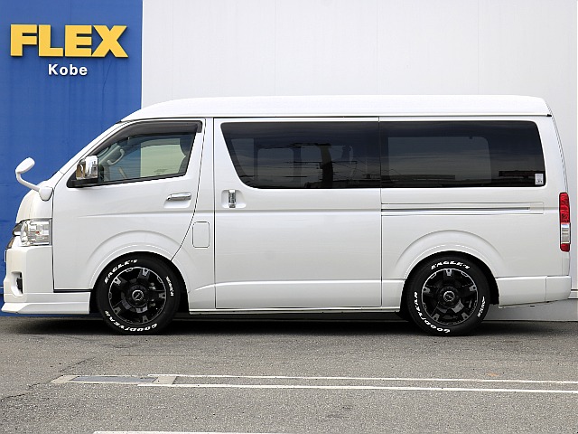 内外装、足回り、ナビと欲しい装備をパッケージングでコンプリートカスタム★もちろん追加カスタムもお任せください！どんなカスタムもお任せください！お客様のニーズに合わせたご提案をさせていただきます！