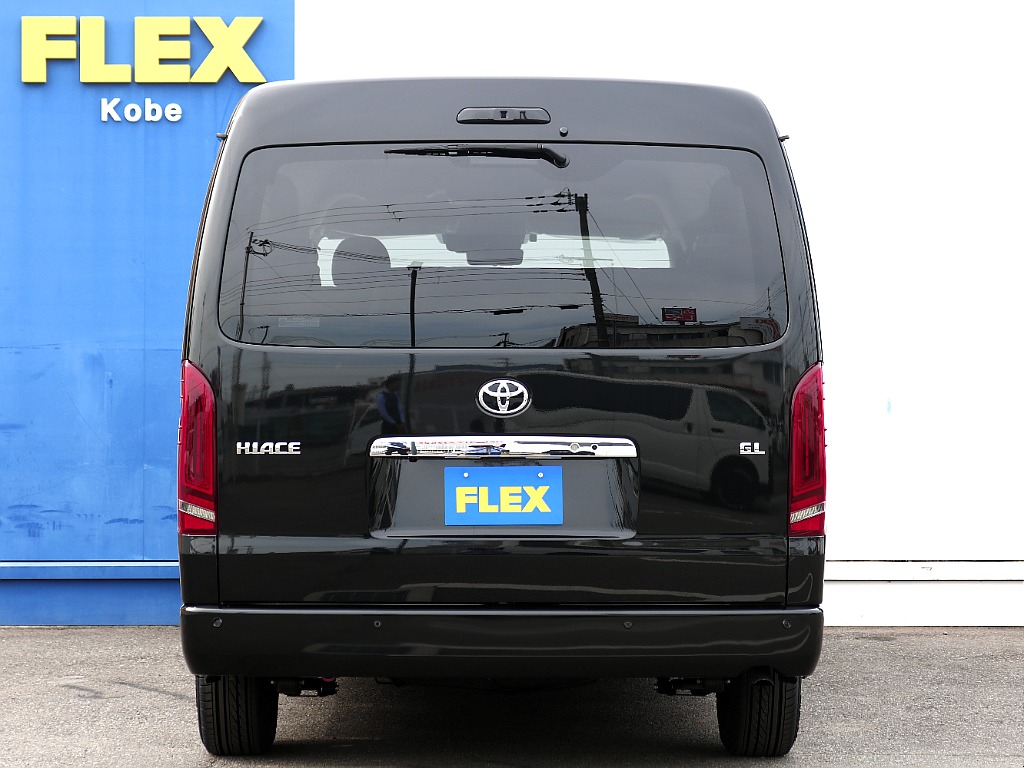 内外装、足回り、ナビと欲しい装備をパッケージングでコンプリートカスタム★もちろん追加カスタムもお任せください！どんなカスタムもお任せください！お客様のニーズに合わせたご提案をさせていただきます！