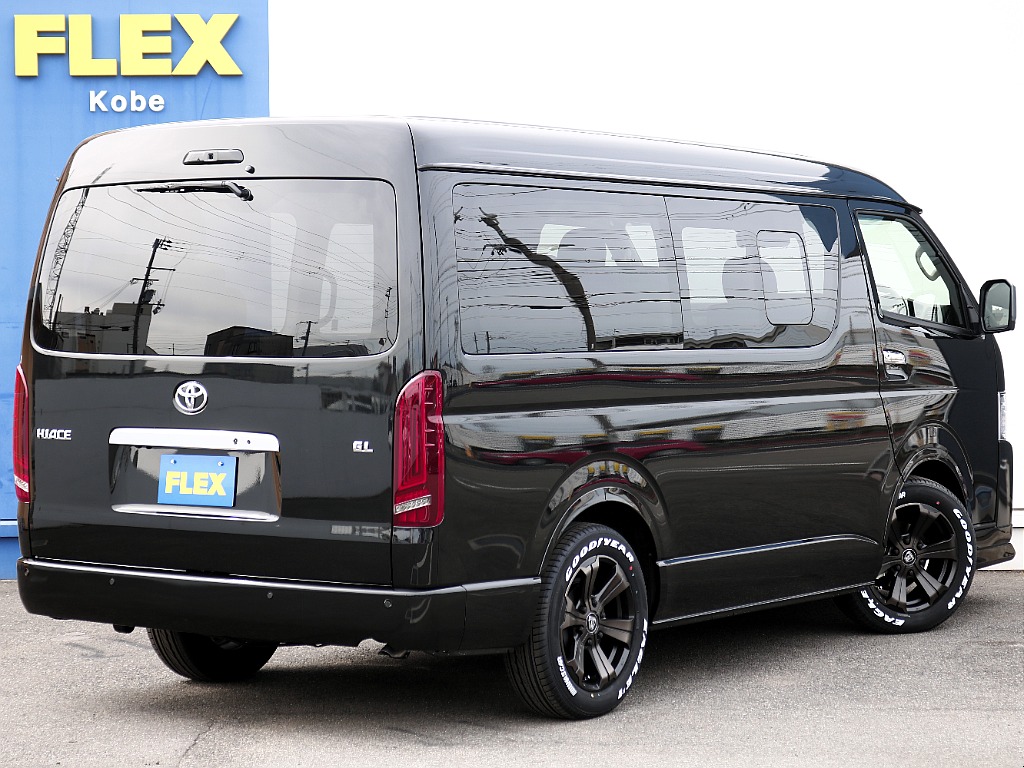 内外装、足回り、ナビと欲しい装備をパッケージングでコンプリートカスタム★もちろん追加カスタムもお任せください！どんなカスタムもお任せください！お客様のニーズに合わせたご提案をさせていただきます！