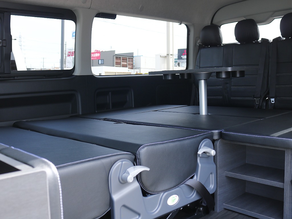 内外装、足回り、ナビと欲しい装備をパッケージングでコンプリートカスタム★もちろん追加カスタムもお任せください！どんなカスタムもお任せください！お客様のニーズに合わせたご提案をさせていただきます！