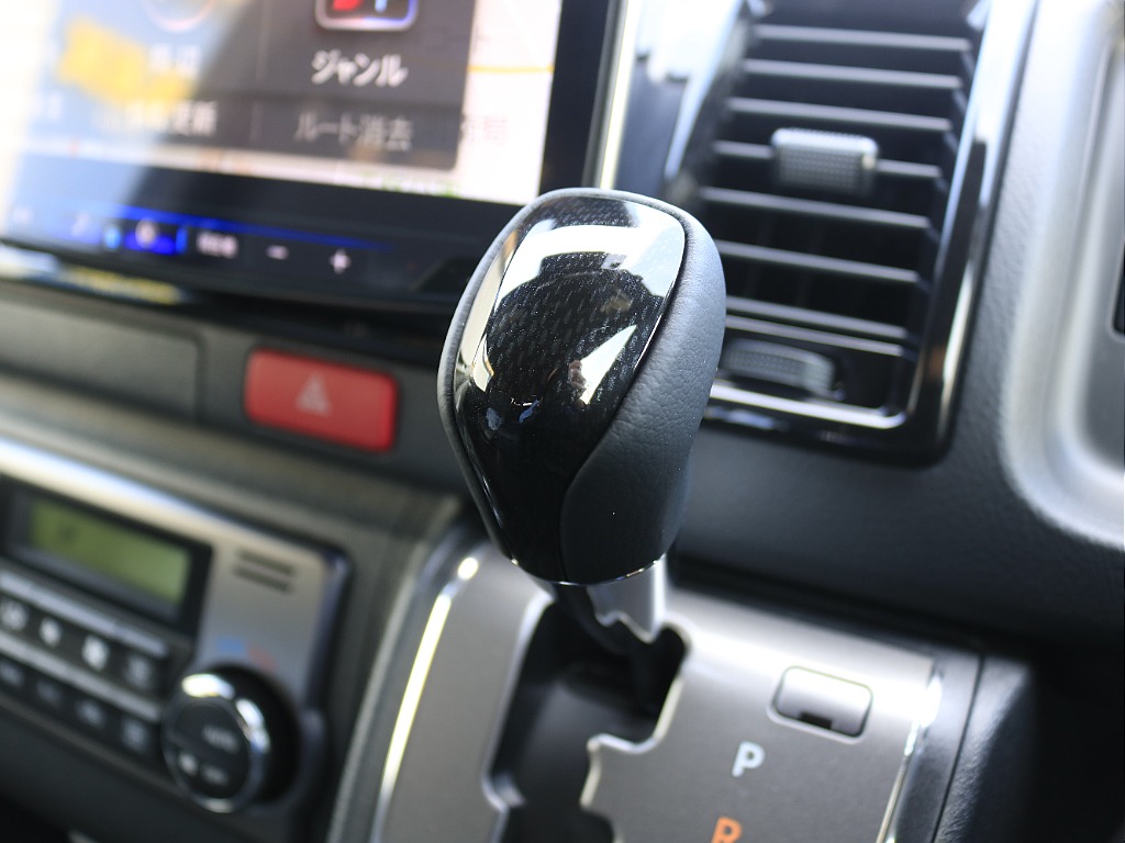 トヨタ ハイエースバン(18枚目)