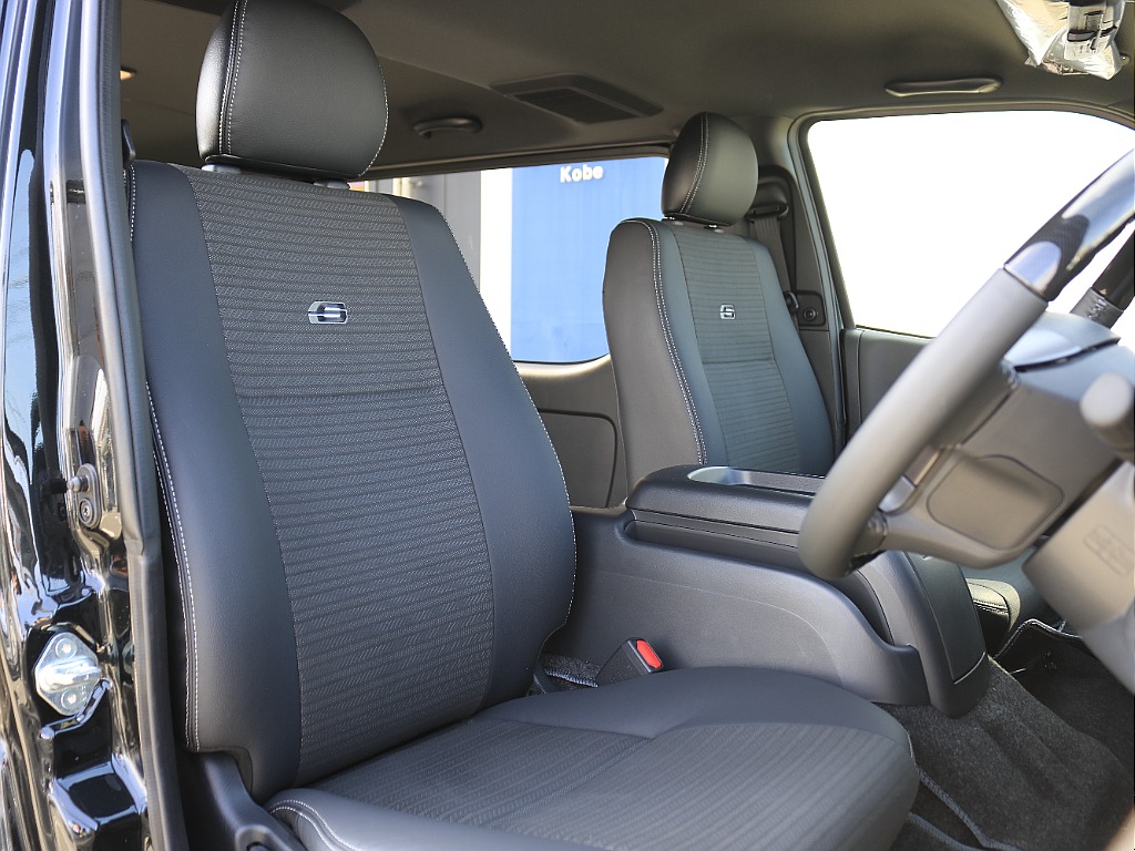 トヨタ ハイエースバン(19枚目)