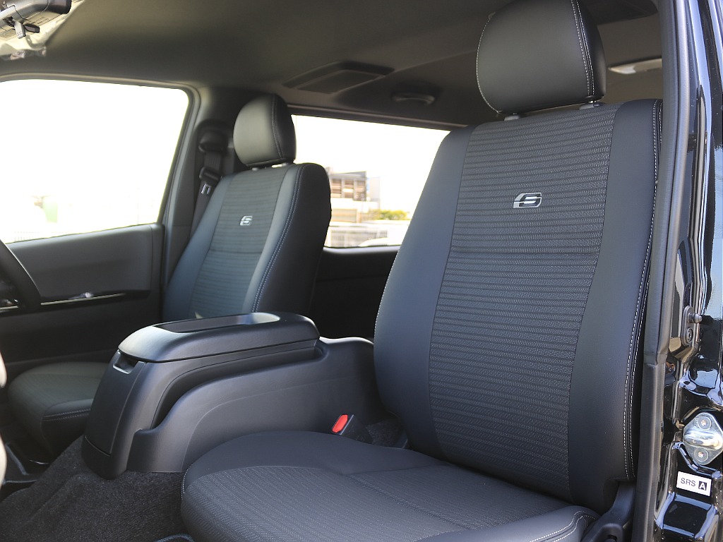 トヨタ ハイエースバン(20枚目)