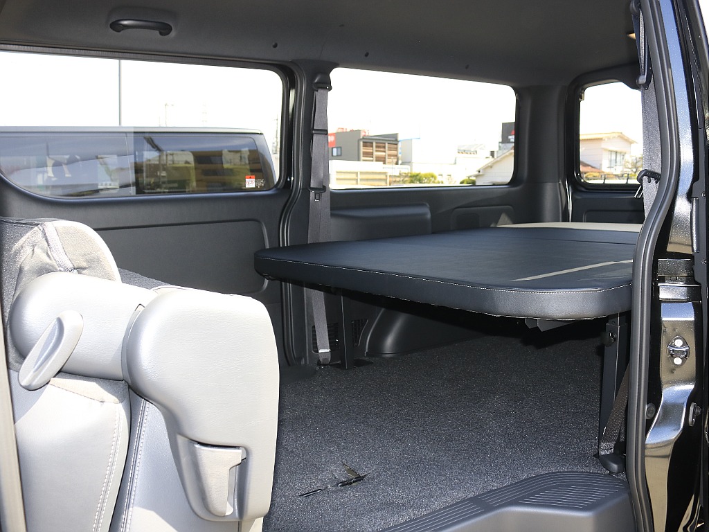 トヨタ ハイエースバン(45枚目)