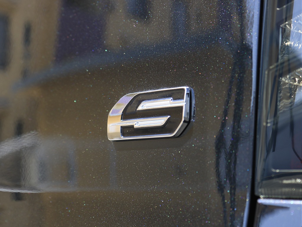 トヨタ ハイエースバン(6枚目)