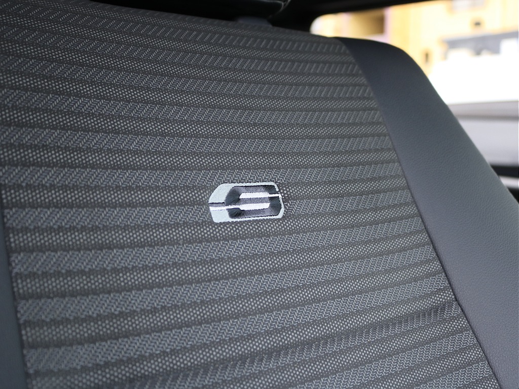 トヨタ ハイエースバン(58枚目)