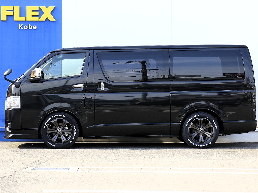 トヨタ ハイエースバン(7枚目)