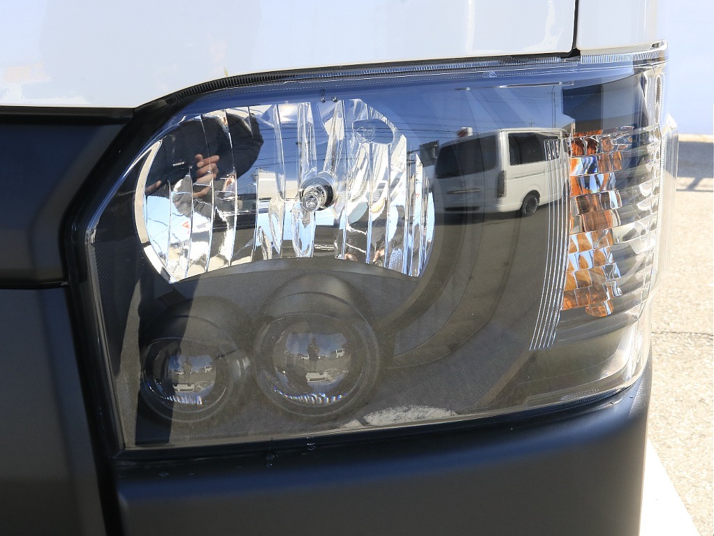 内外装、足回り、ナビと欲しい装備をパッケージングでコンプリートカスタム★もちろん追加カスタムもお任せください！どんなカスタムもお任せください！お客様のニーズに合わせたご提案をさせていただきます！