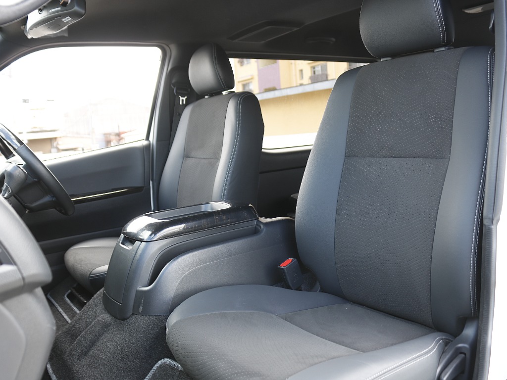 専用ハーフレザーシート