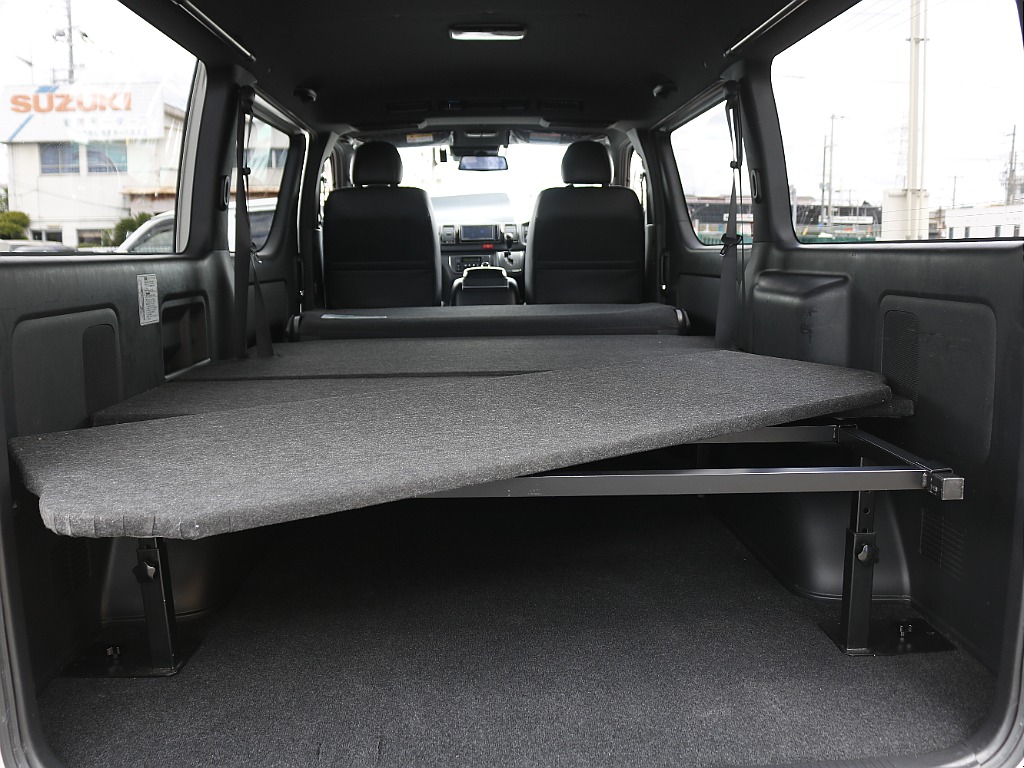 内外装、足回り、ナビと欲しい装備をパッケージングでコンプリートカスタム★もちろん追加カスタムもお任せください！どんなカスタムもお任せください！お客様のニーズに合わせたご提案をさせていただきます！