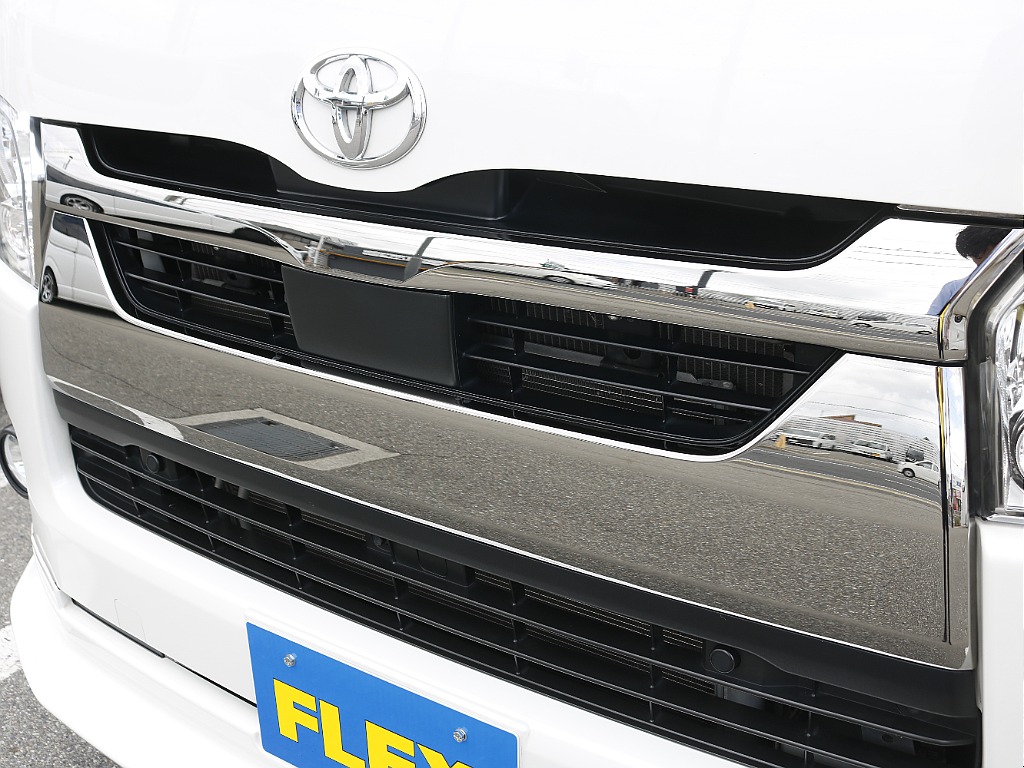 内外装、足回り、ナビと欲しい装備をパッケージングでコンプリートカスタム★もちろん追加カスタムもお任せください！どんなカスタムもお任せください！お客様のニーズに合わせたご提案をさせていただきます！