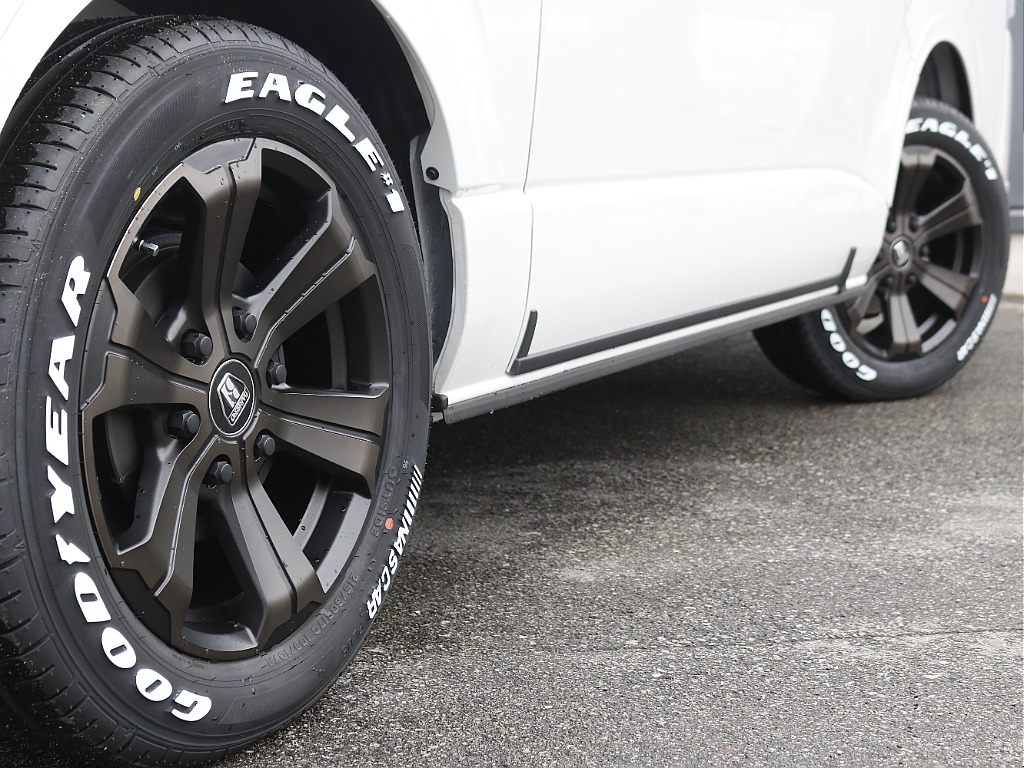 トヨタ ハイエースバン(12枚目)