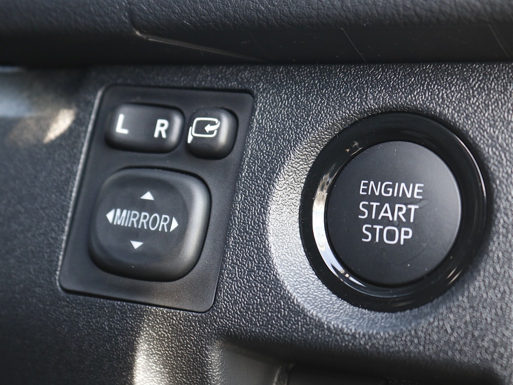 トヨタ ハイエースバン(21枚目)