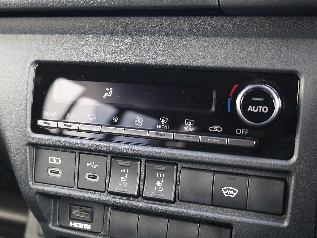 トヨタ ハイエースバン(23枚目)