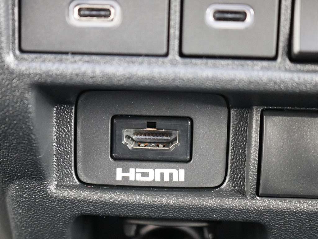 トヨタ ハイエースバン(24枚目)