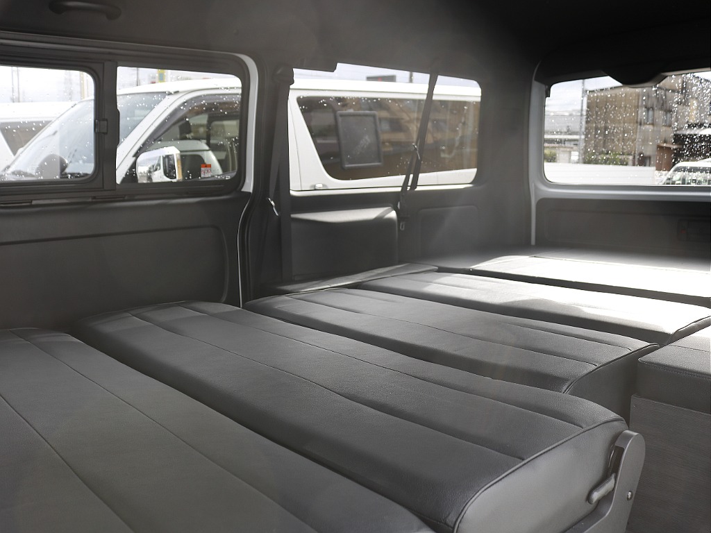 トヨタ ハイエースバン(42枚目)