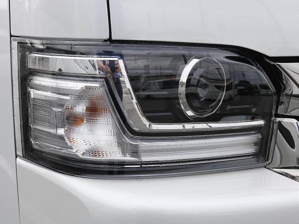 トヨタ ハイエースバン(51枚目)