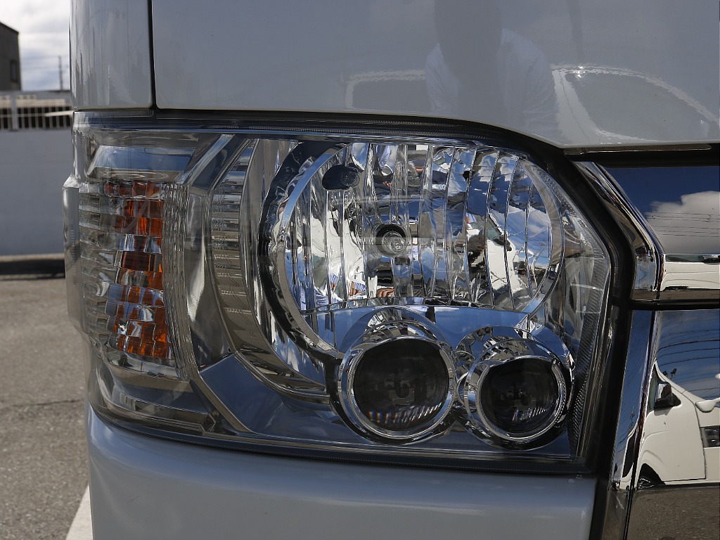 内外装、足回り、ナビと欲しい装備をパッケージングでコンプリートカスタム★もちろん追加カスタムもお任せください！どんなカスタムもお任せください！お客様のニーズに合わせたご提案をさせていただきます！