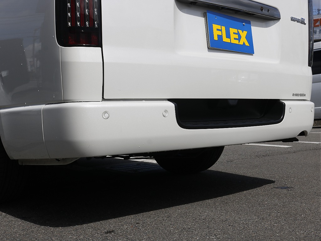 内外装、足回り、ナビと欲しい装備をパッケージングでコンプリートカスタム★もちろん追加カスタムもお任せください！どんなカスタムもお任せください！お客様のニーズに合わせたご提案をさせていただきます！