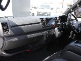 内外装、足回り、ナビと欲しい装備をパッケージングでコンプリートカスタム★もちろん追加カスタムもお任せください！どんなカスタムもお任せください！お客様のニーズに合わせたご提案をさせていただきます！