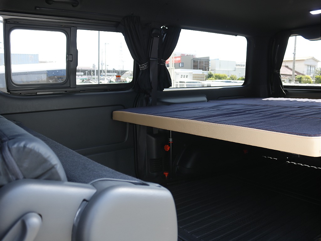 内外装、足回り、ナビと欲しい装備をパッケージングでコンプリートカスタム★もちろん追加カスタムもお任せください！どんなカスタムもお任せください！お客様のニーズに合わせたご提案をさせていただきます！