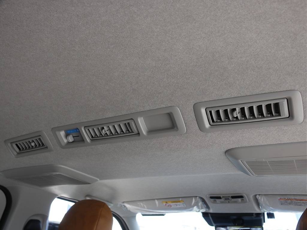 トヨタ ハイエースバン(44枚目)