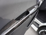 内外装、足回り、ナビと欲しい装備をパッケージングでコンプリートカスタム★もちろん追加カスタムもお任せください！どんなカスタムもお任せください！お客様のニーズに合わせたご提案をさせていただきます！