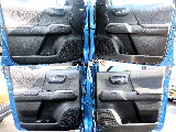 前列・後列でドアの形状が変わらないのは米国車特有なのかが気になりますね！