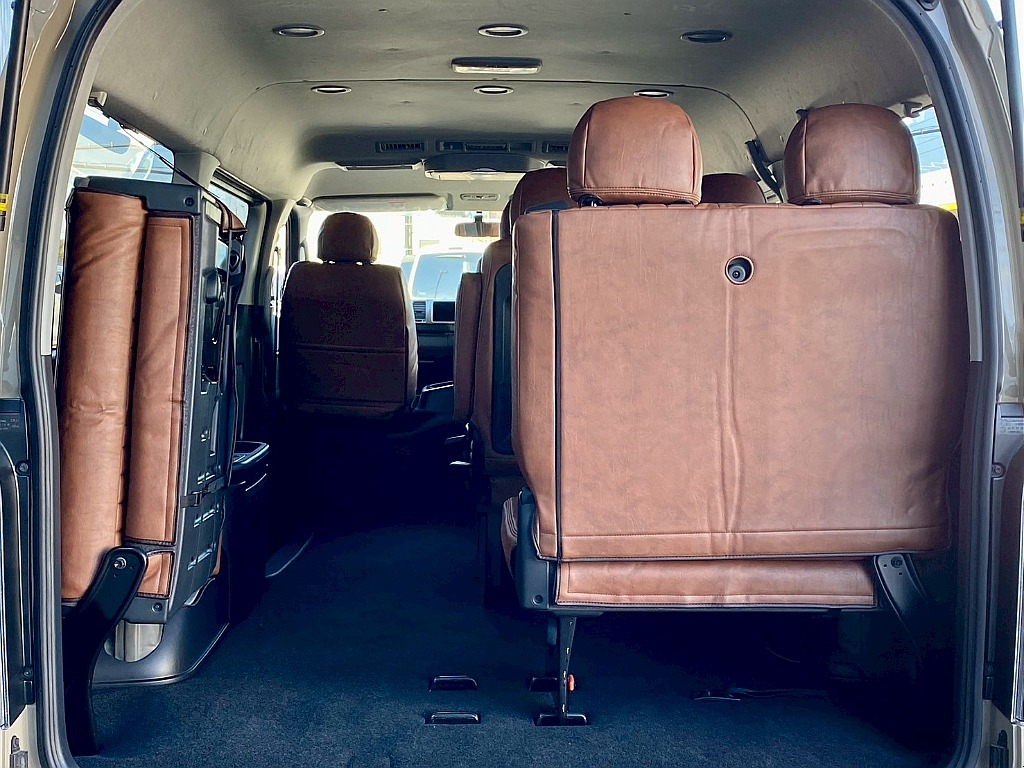 トヨタ ハイエース(18枚目)