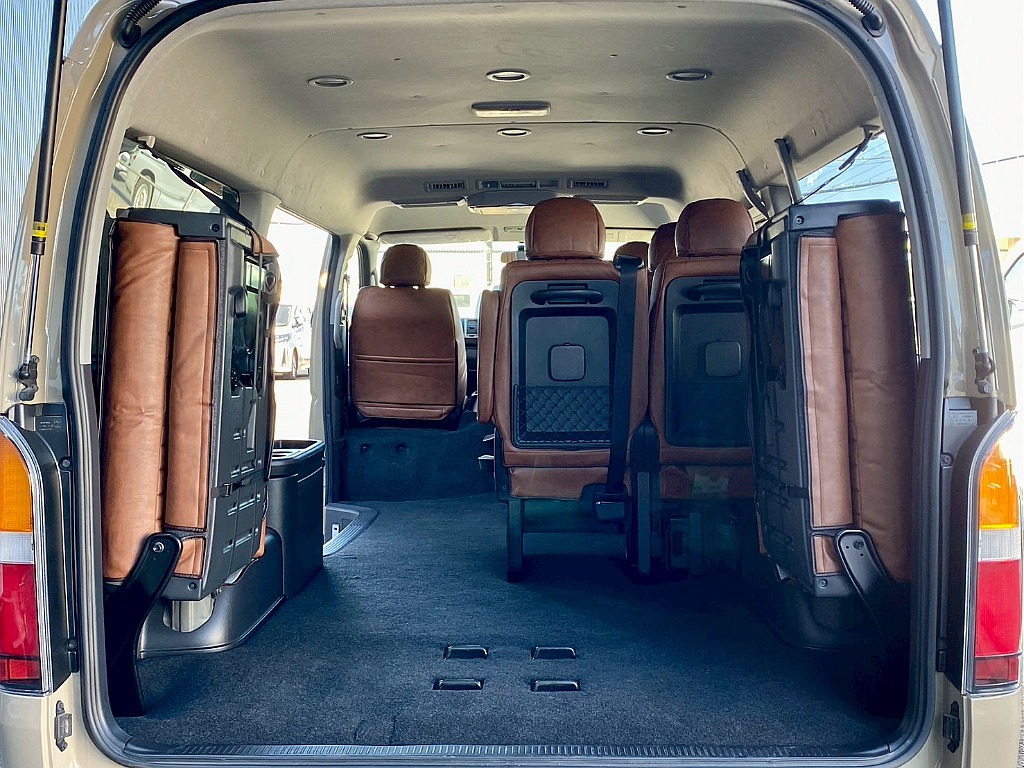 トヨタ ハイエース(19枚目)