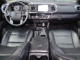 左ハンドルを運転していることで、 とても優越感に浸ることが出来る1台になります！