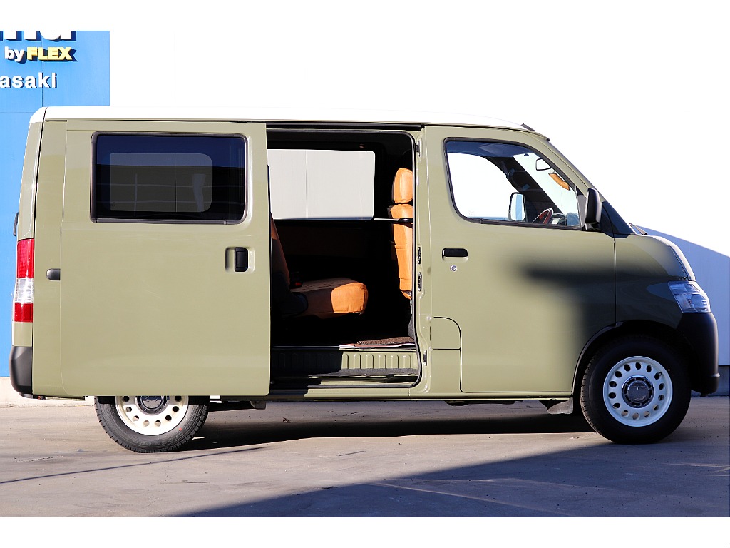 ハイエースセカンド高崎店にて展示中♪027-384-3591