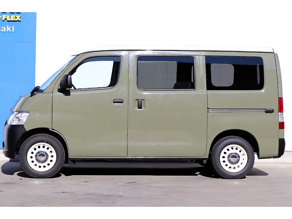 ハイエースセカンド高崎店にて展示中♪027-384-3591