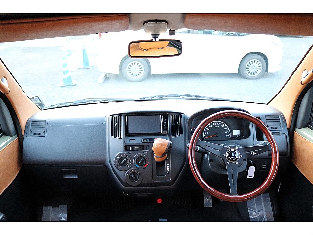 ハイエースセカンド高崎店にて展示中♪027-384-3591