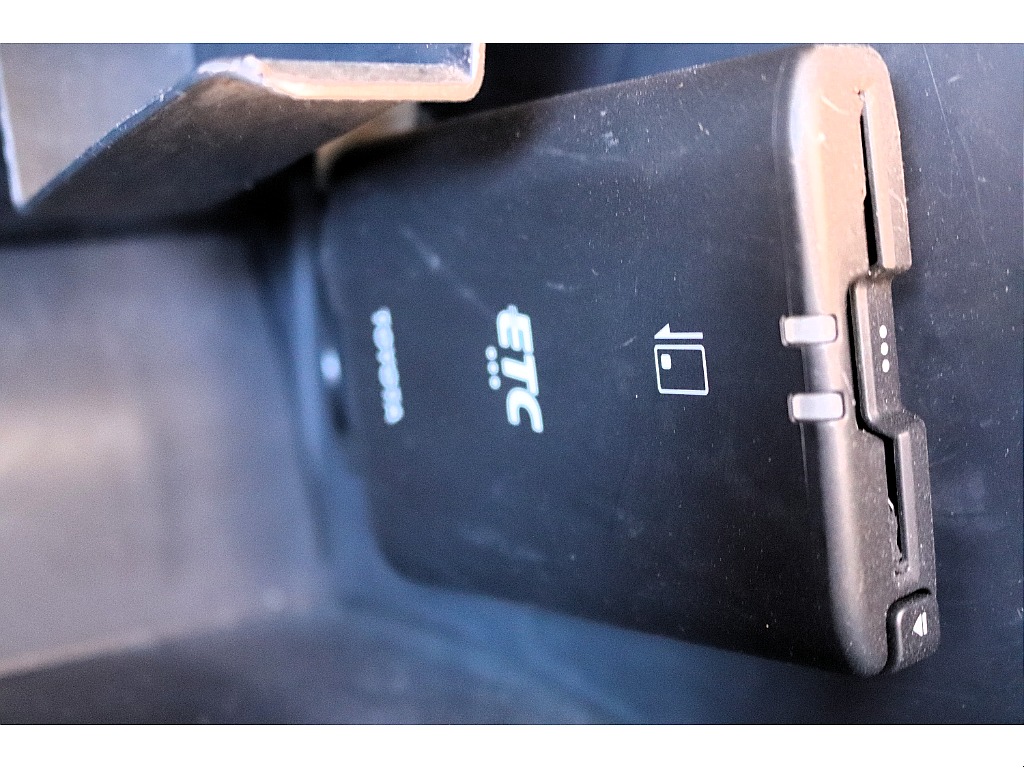 ハイエースセカンド高崎店にて展示中♪027-384-3591