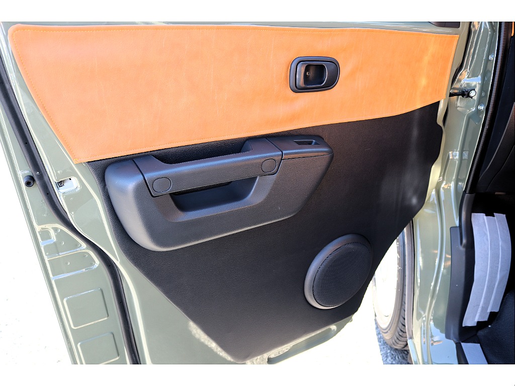 ハイエースセカンド高崎店にて展示中♪027-384-3591