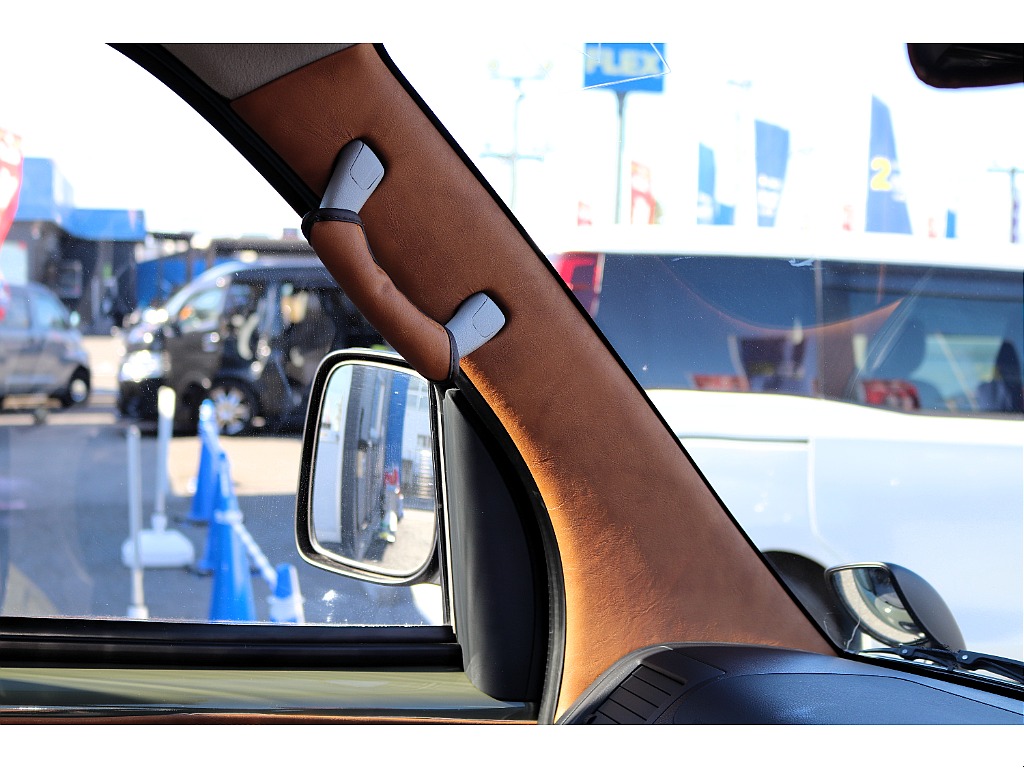 ハイエースセカンド高崎店にて展示中♪027-384-3591