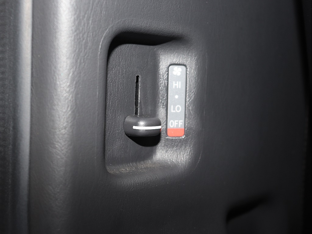 トヨタ ハイエースバン(27枚目)