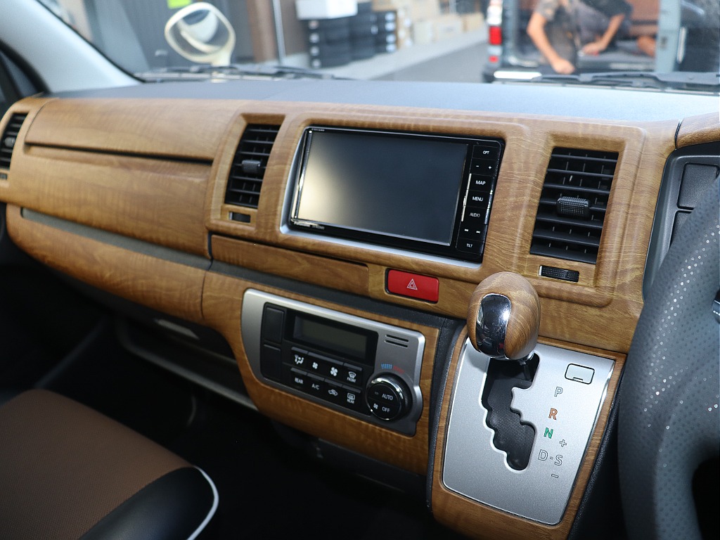 トヨタ ハイエースバン(31枚目)