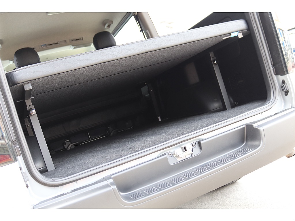 ハイエース高崎店にて展示中♪027-329-5670