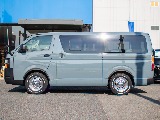 両側小窓付きとなりますので、車内の換気などもして頂けます！